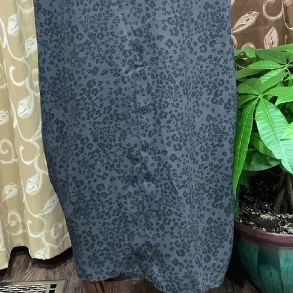 Denver Hayes Animal Print Dress - Picture 3 of 3